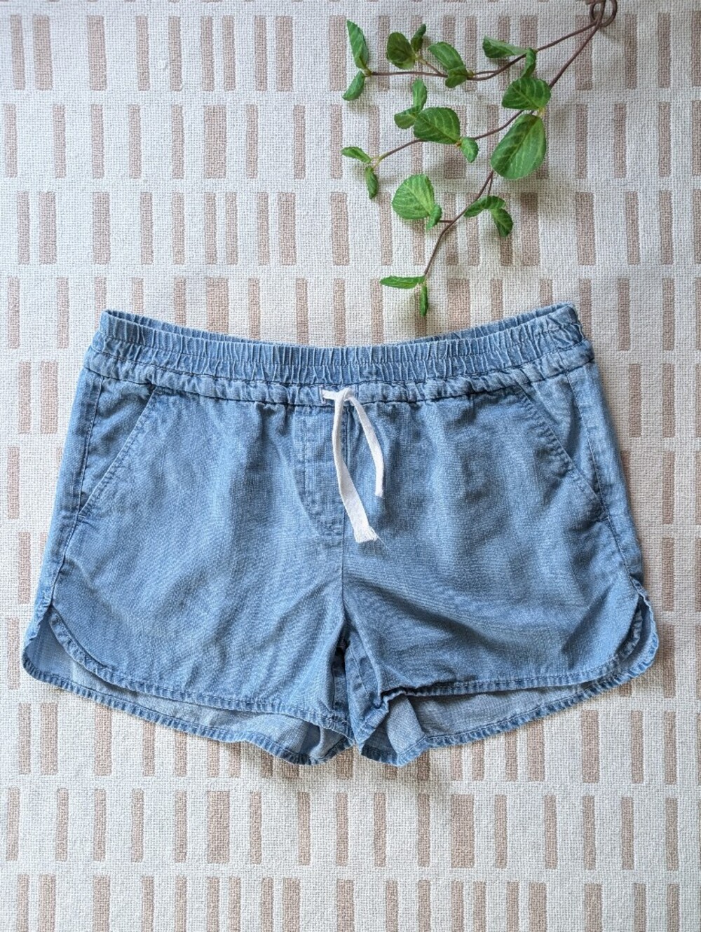 LOFT | Running Short | Lyocell
